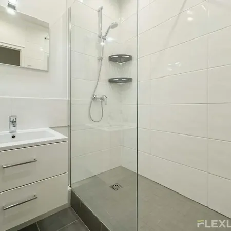 Spacious 4-bedroom In 14 - Alesia Paris