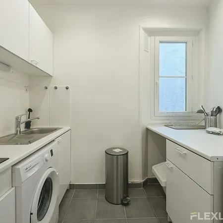 Spacious 4-bedroom In 14 - Alesia Lejlighed