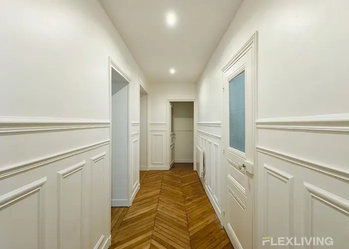 Διαμέρισμα Spacious 4-bedroom In 14 - Alesia