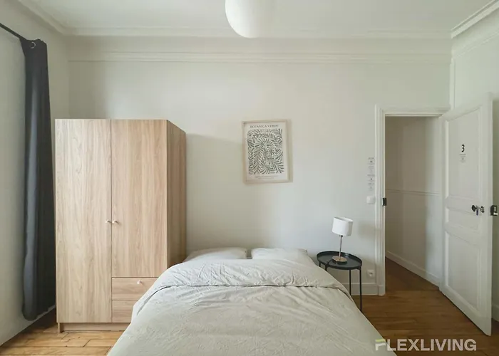 Διαμέρισμα Spacious 4-bedroom In 14 - Alesia